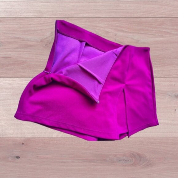 Fuschia Split Skorts- Skirt Shorts- L (smaller fit) - Picture 9 of 16